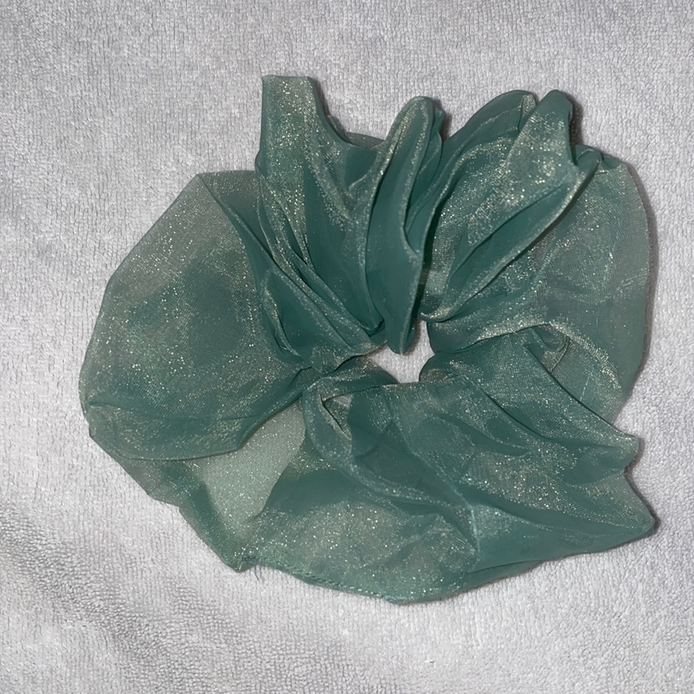 Organza xxl scrunchie  brand new